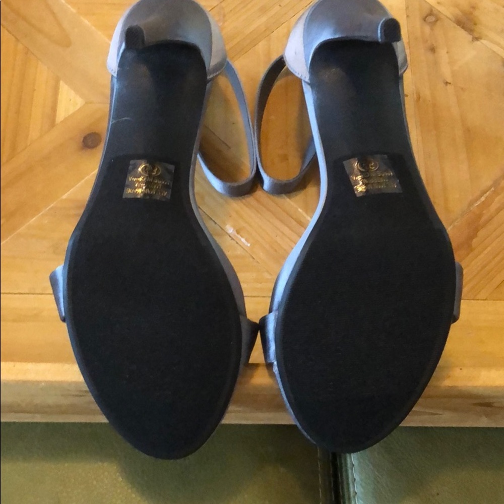 Delicious Shoes - Picture 6 of 11